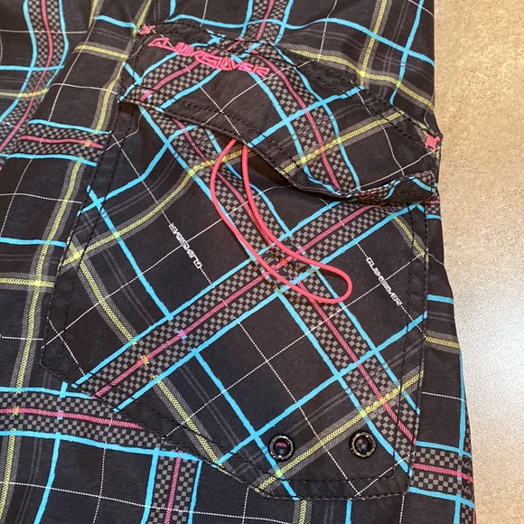 Mens QuikSilver shirts size 32 - Picture 5 of 6